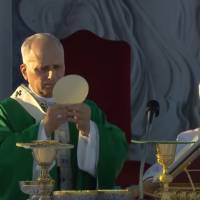 Santa Messa nel Porto di Rimini, partenza e rientro in Vaticano