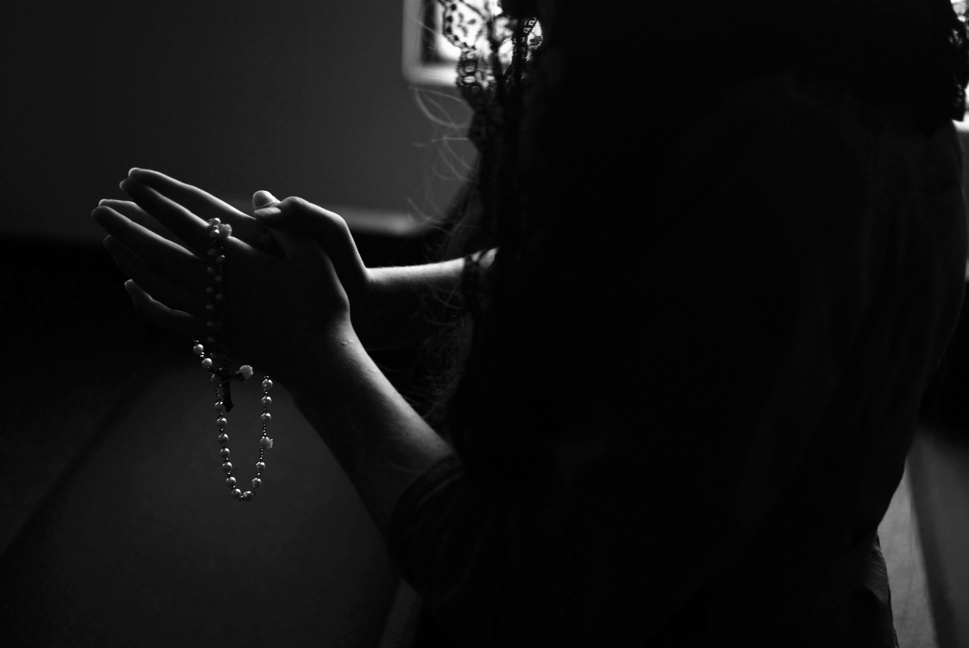 Praying isabella fischer unsplash