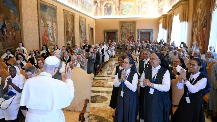 Pope Leo XIV with the participants in various General Chapters VATICAN MEDIA