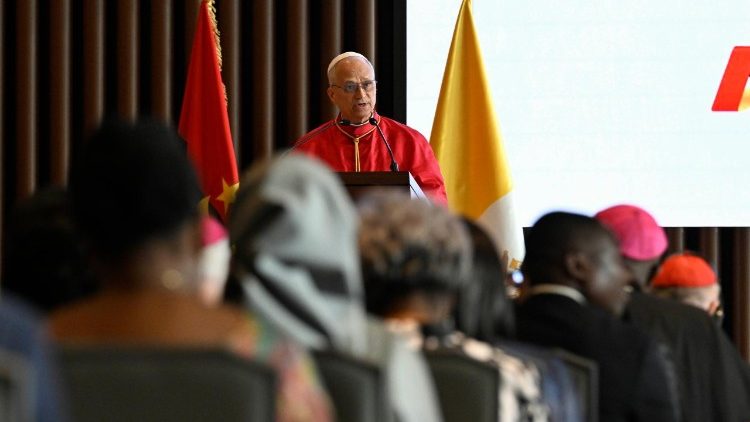 Papa in Angola