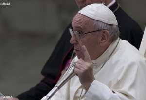 Papa Francesco durante unudienza
