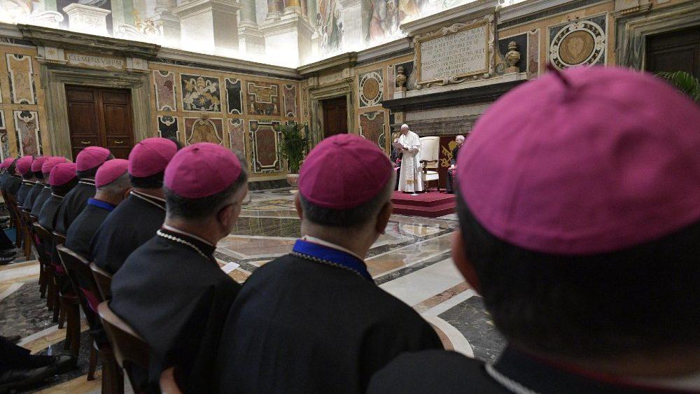 papa e cappellani militari