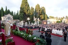 papa-francesco-verano
