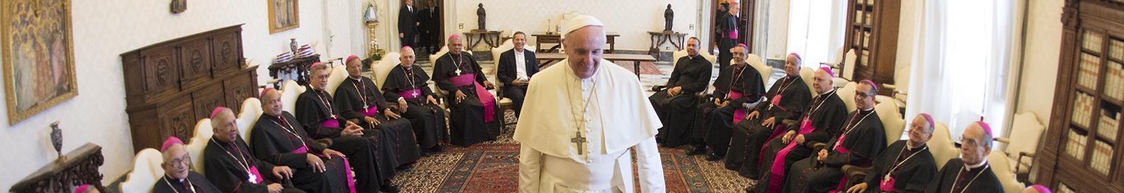 papa Francesco la carita non ammette indifferenza