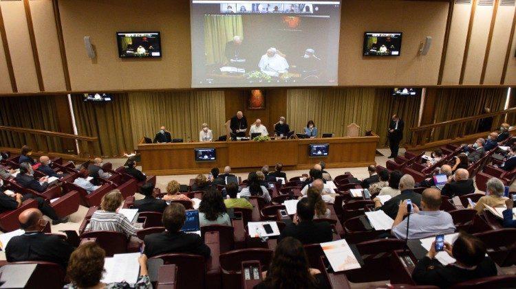 papa ai movimenti