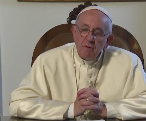 papa francesco primo piano videomessaggio