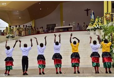 papa Francesco Santa Messa Nairobi