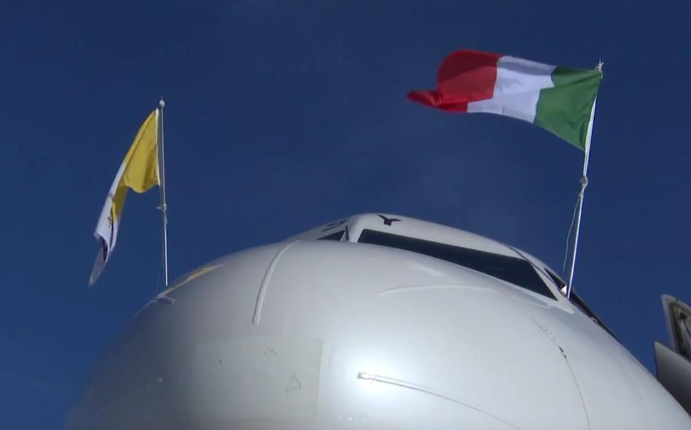 vaticano italia aereo