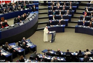 papa-francesco-strasburgo-2