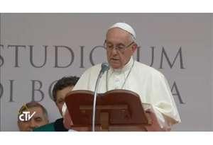 Papa incontra gli universitari di Bologna