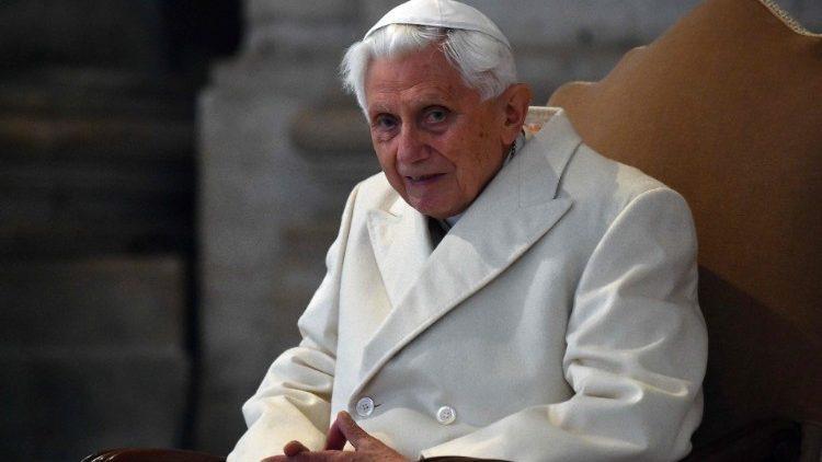 Benedetto XVI nel 2015