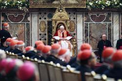 papa-curia-2