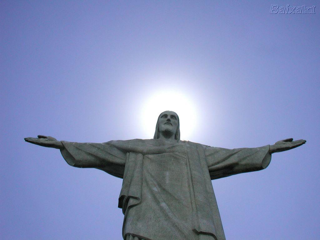 Cristo-luce-del-mondo-abbraccio-di-pace
