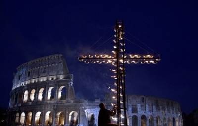 via-crucis colosseo