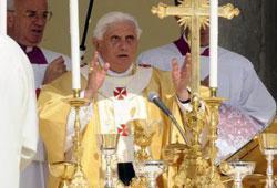 benedetto-xvi-pompei-2008.jpg