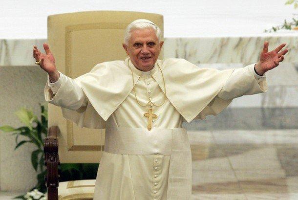 papa-abbraccio-2.jpg