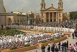 papa-malta-2.jpg