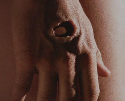 mano-risorto.jpg